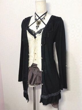Axes Femme J-Fashion black cardigan size m